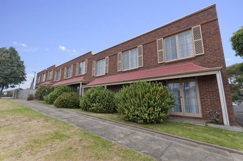 William Dutton Motel - Hotel QLD 1