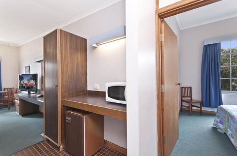 William Dutton Motel - Hotel QLD 2