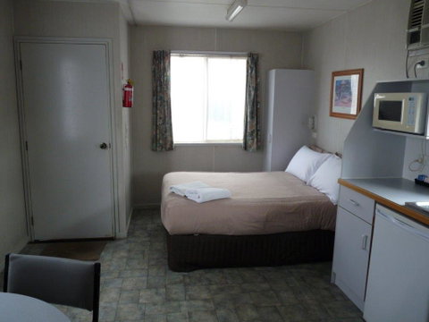 Wodonga Caravan & Cabin Park - Hotel QLD 3