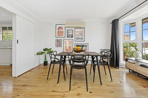 YIN-YANG - MOUNT ELIZA - Hotel QLD 0