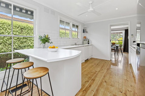 YIN-YANG - MOUNT ELIZA - Hotel QLD 2