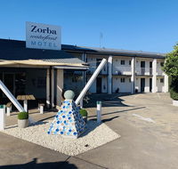Zorba Waterfront Motel - Hotel QLD