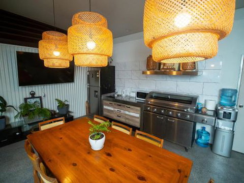 Rete's Retreat - Hotel QLD 2