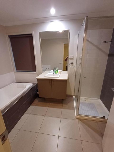 A Beautiful And Spacious Home - Hotel QLD 4
