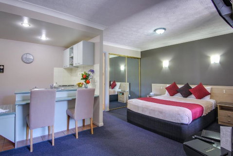 Albion Manor - Hotel QLD 1