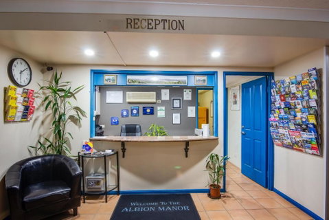 Albion Manor - Hotel QLD 3