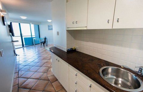 La Promenade - Hotel QLD 2