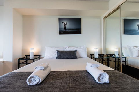 La Promenade - Hotel QLD 21