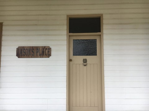 Jasons Place - Hotel QLD 1