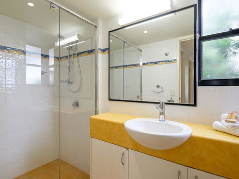 Mooloomba Five - Hotel QLD 2