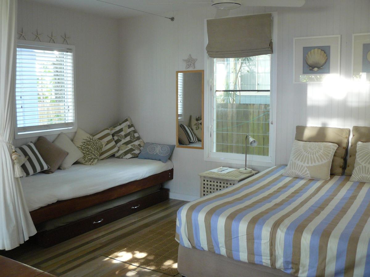 Amity Point QLD Hotel QLD