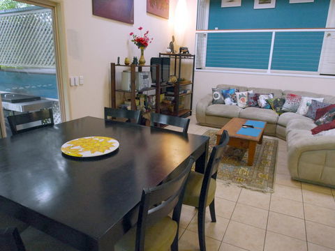 Gone Fishin - Hotel QLD 6