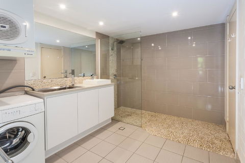 The Islander - Hotel QLD 9