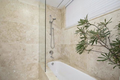 23a At The Islander - Hotel QLD 4