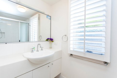 Seychelles Down - Hotel QLD 24