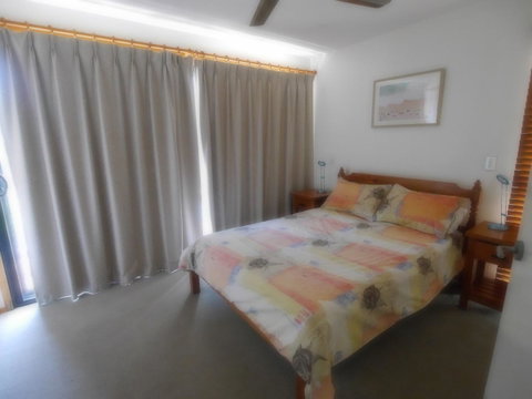 Shell Seeker - Hotel QLD 11