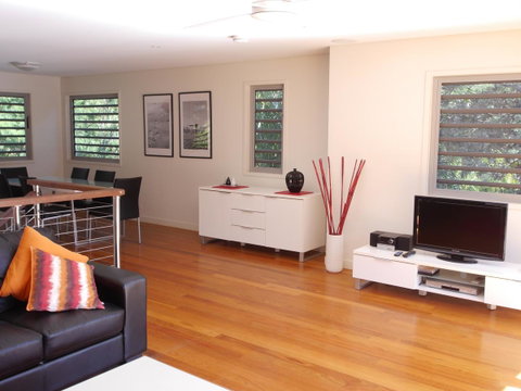 Allora 2 - Hotel QLD 6
