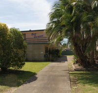 'Bay Dream' Upstairs Unit Three - Hotel QLD