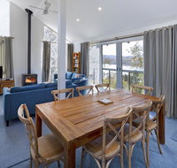 'Matilda' - Spacious  centrally located with great lake views - Hotel QLD