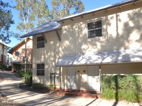 1 Bedroom Executive Villa Located Within Cypress Lakes - Hotel QLD 3