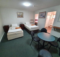 1 Lakeview Plaza - Hotel QLD