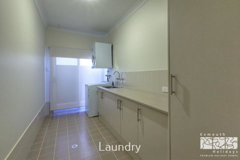 11 Kestrel Place - PRIVATE JETTY - Hotel QLD 3