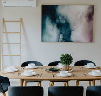 113 Balanchin Street Family Resort in Point Cook - Hotel QLD