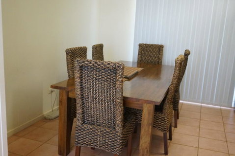 11A King Place - Large Deck And BBQ Area - Hotel QLD 3