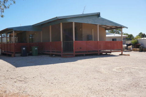 11A King Place - Large Deck And BBQ Area - Hotel QLD 0