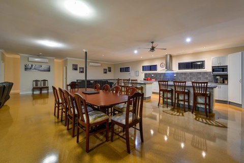 16 Crevalle Way - Fantastic House With Gulf Views - Hotel QLD 2