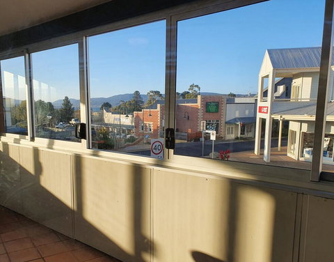 17 Lakeview Plaza - Hotel QLD 0