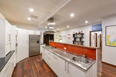 17 Ningaloo Street - Ultimate Exmouth Lifestyle - Pet-Friendly Holiday Home With A Pool - Hotel QLD 3