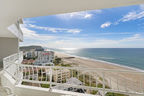 19th Avenue On The Beach - Hotel QLD 2