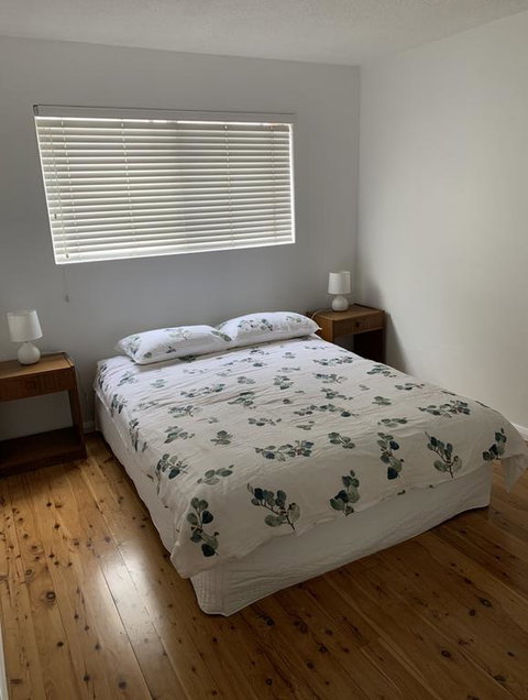 2 Bed Bar Beach Apartment - Stroll To Beach & Cafes, Supermarket Apartment 6 - Hotel QLD 3