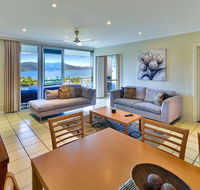 2 Bedroom Poinciana Lodge - Hotel QLD