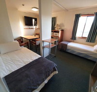 2 Lakeview Plaza - Hotel QLD