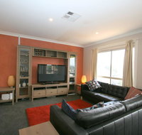 2/17 Jillamatong Street - Hotel QLD