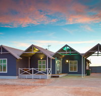 22 Kestrel Place- PRIVATE JETTY - Hotel QLD