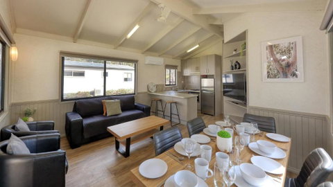 Deniliquin Riverside Caravan Park - Hotel QLD 1