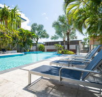 3 Bedroom Ultimate Luxury Waterfront - Hotel QLD