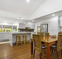 3 Macleay St Narrawallee - Hotel QLD