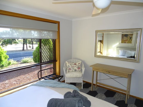 3 Pears On The Park McLaren Vale - Hotel QLD 1