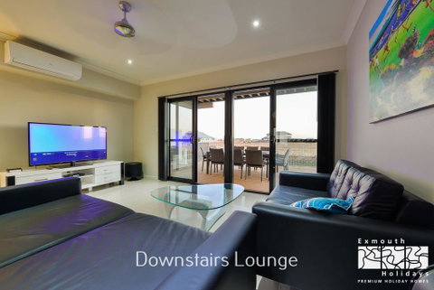 33 Inggarda Lane - PRIVATE JETTY & SPA - Hotel QLD 3