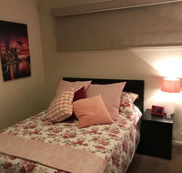 5 Star Room with own Bathroom - Singles Couples Families or Executives - Hotel QLD