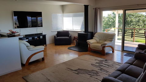 505 CONROD STRAIGHT MOUNT PANORAMA - Hotel QLD 3