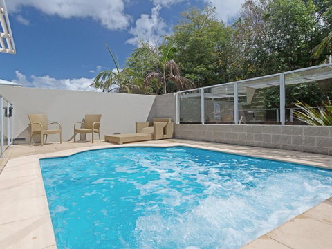 516 'Oaks Pacific Blue', 265 Sandy Point Road- Private Pool, Aircon, WIFI - Hotel QLD 0