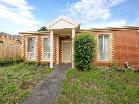 6 CAN STAY, CENTRAL GLEN WAVERLEY - Hotel QLD 0
