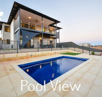 6 Corella Court - PRIVATE JETTY  POOL - Hotel QLD
