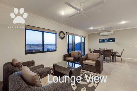 6 Corella Court - PRIVATE JETTY & POOL - Hotel QLD 2