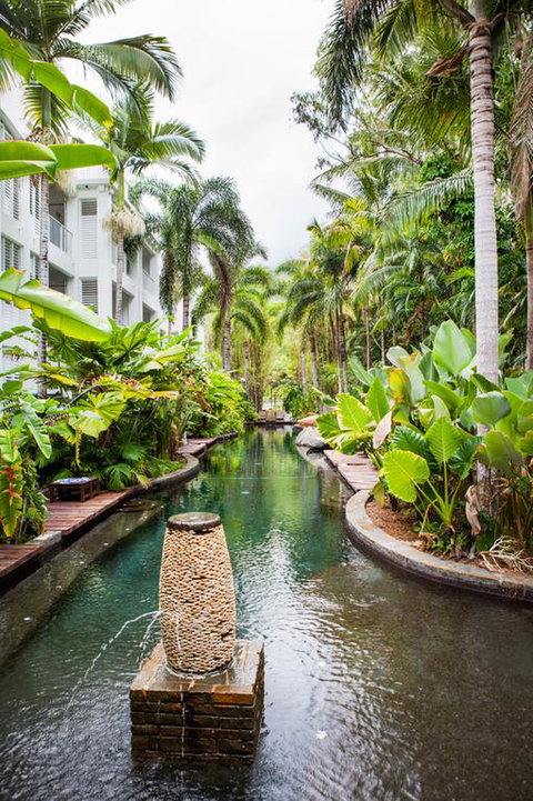 6424 BEACH CLUB - Hotel QLD 3